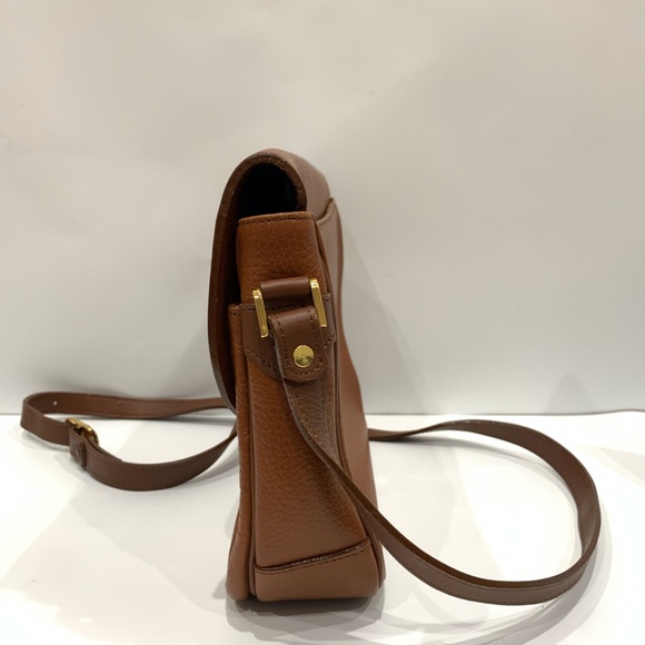 Burberry Brown Leather Shoulder Bag Sku#85019 (Gently used, mold) - Picture 5 of 13